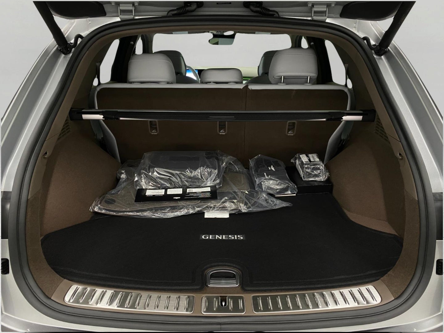 2026 Genesis GV70 — detail view