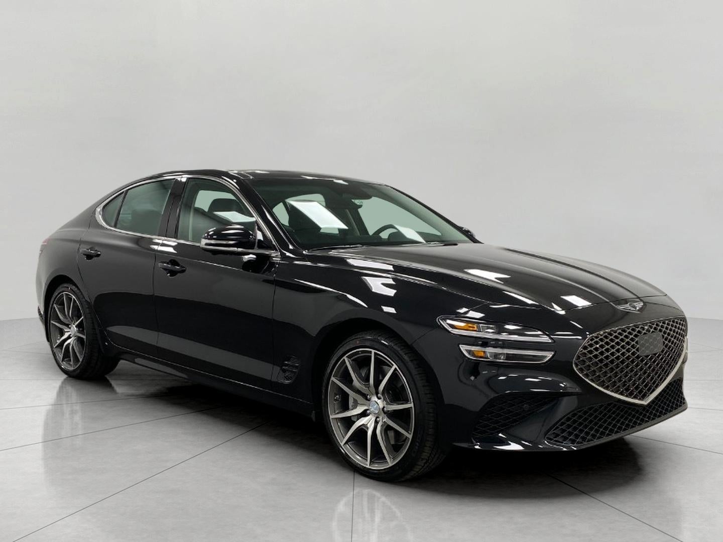 2026 Genesis G70 2.5T PRESTIGE in Vik Black — front three-quarter view