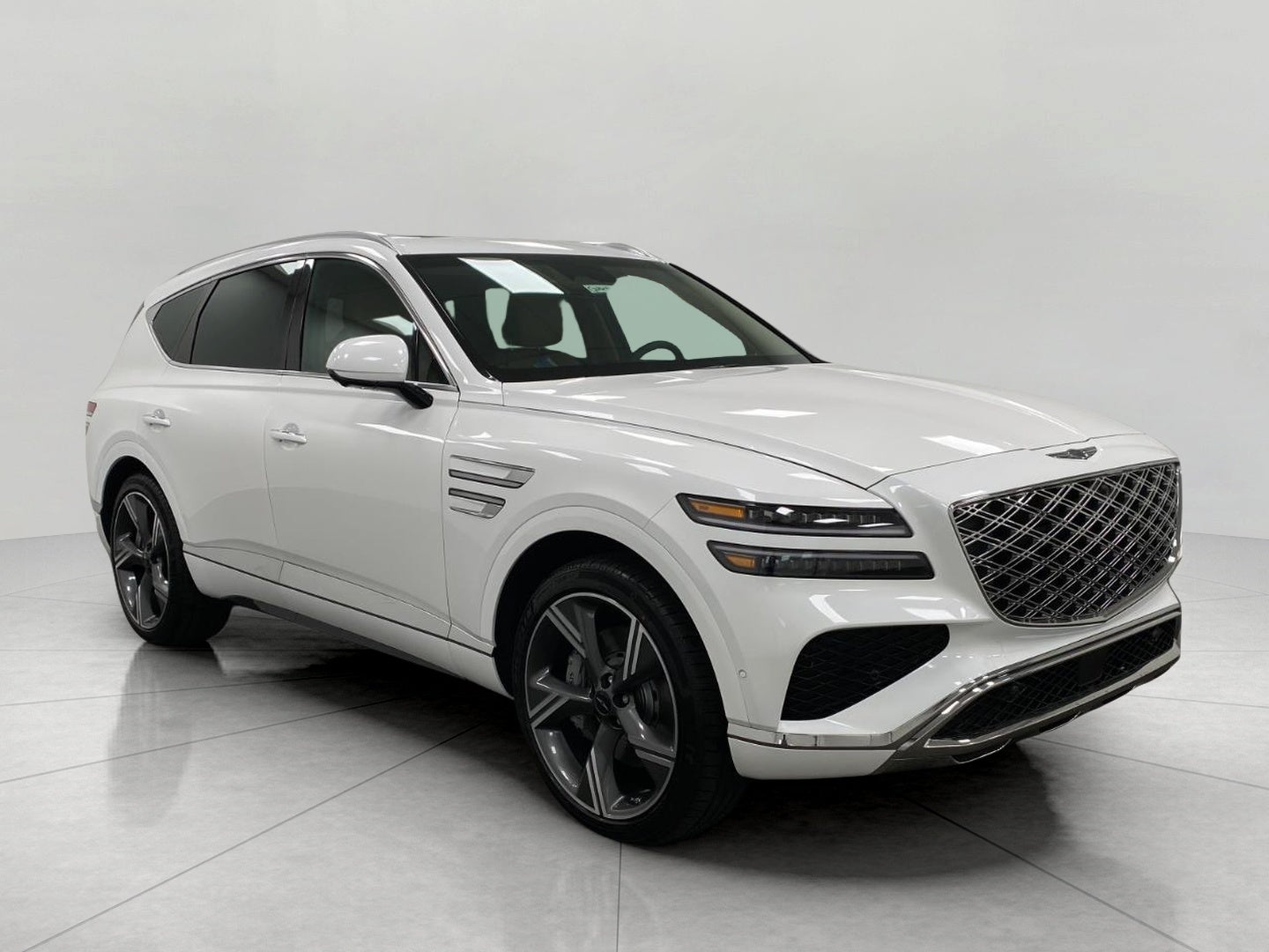 2026 Genesis GV80 3.5T PRESTIGE in Uyuni White — front three-quarter view